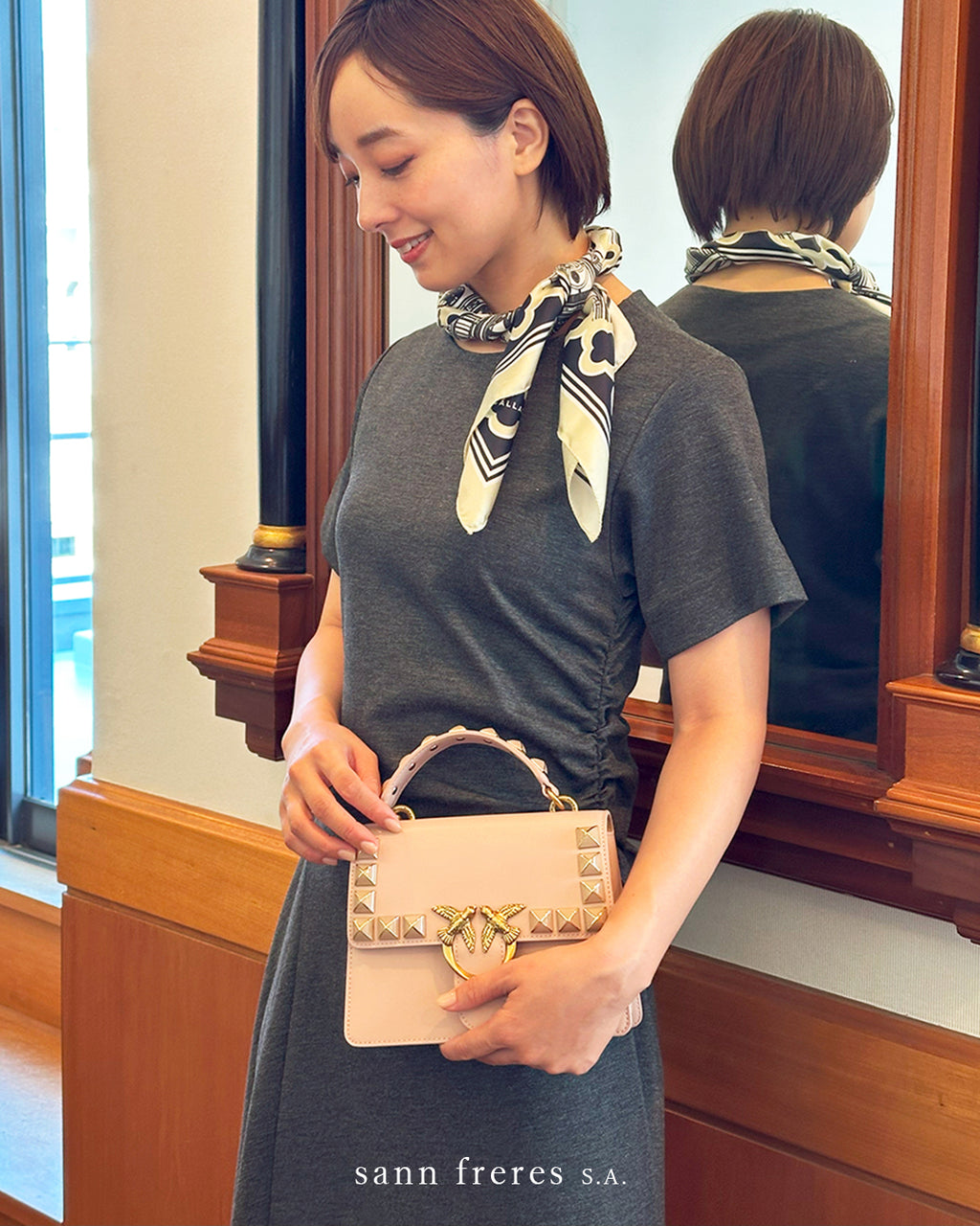 PINKO【オケージョン/セレモニー/スタッズ/ミニバッグ】レザー型押しショルダー　PD9902-02