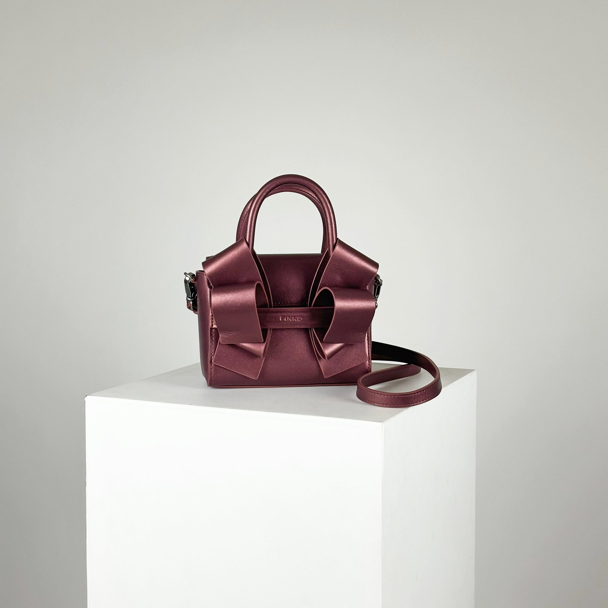 PINKO【オケージョン/セレモニー/ハンドバッグ/ミニバッグ】レザーリボンショルダー　PD9903-03