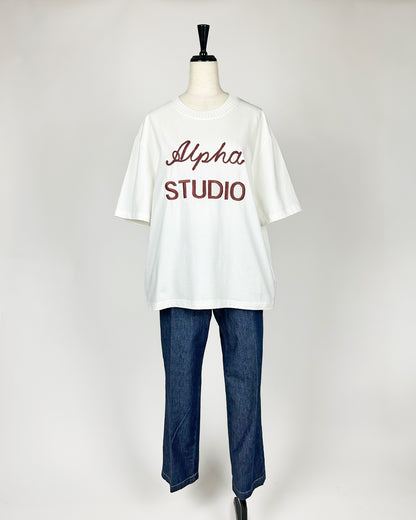 ALPHA STUDIO【残り1点】【ロゴTシャツ/ビッグシルエット/トレンド/エレガンス/コットン100％】アルファロゴカットソー　ZI0800-29