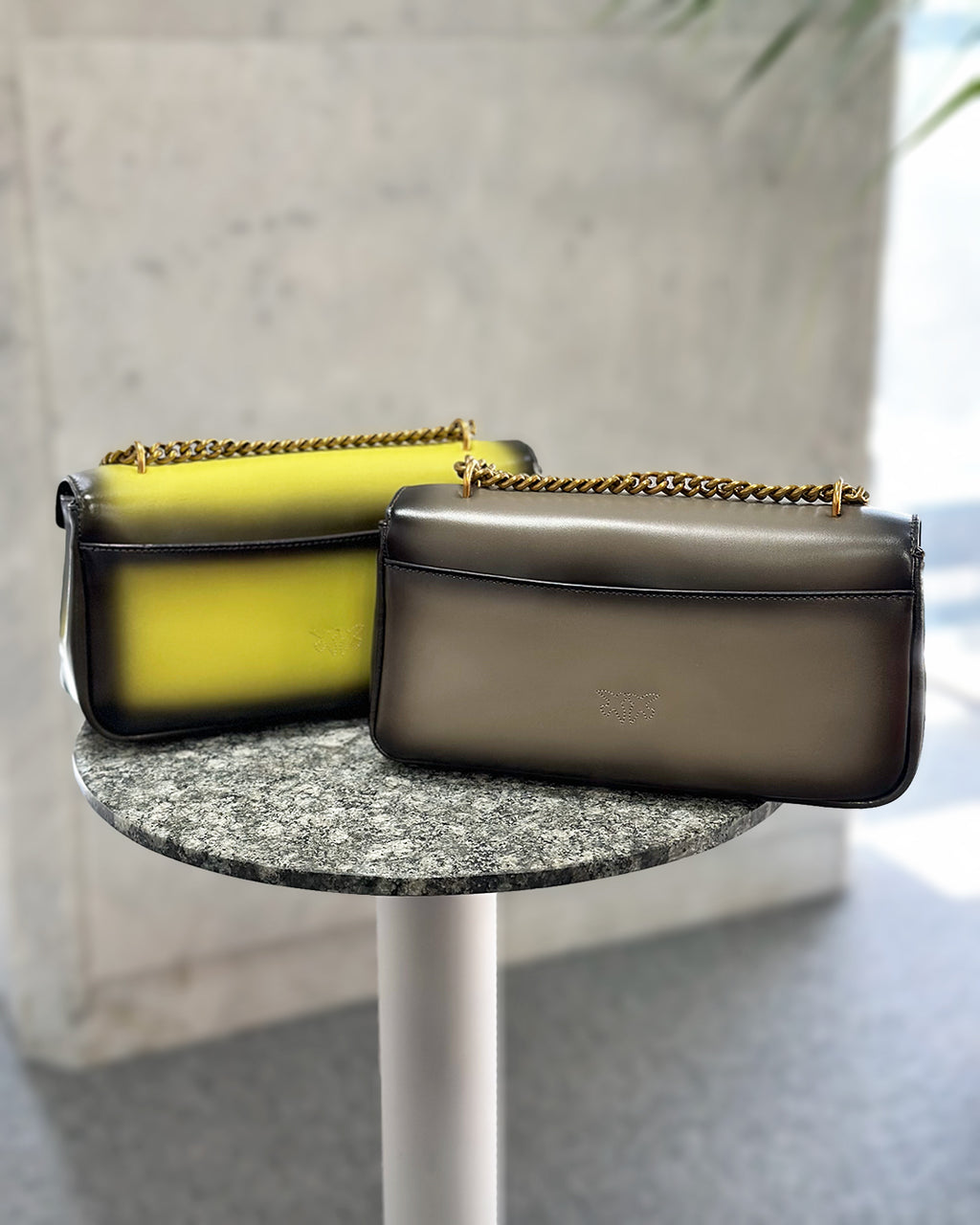 PINKO　ショルダーバッグ　PD9905-04
