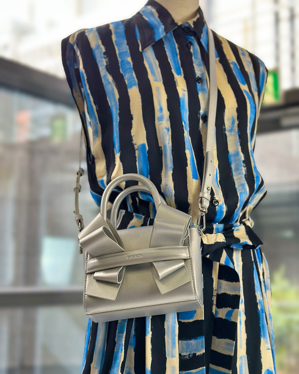 PINKO【オケージョン/セレモニー/ハンドバッグ/ミニバッグ】レザーリボンショルダー　PD9903-03