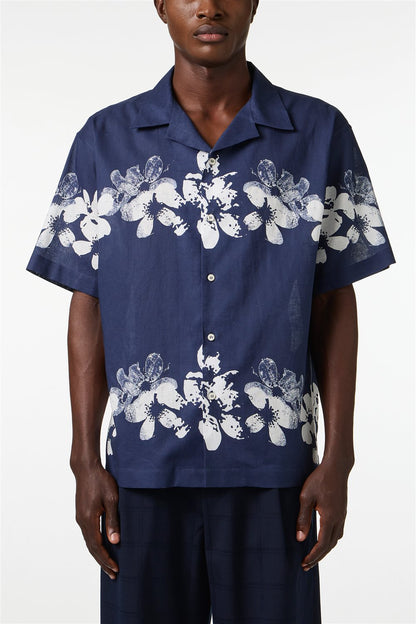 ICEBERG UOMO【メンズ/雑誌掲載/フラワーシャツ/リネンコットン/ロゴ】フラワーシャツ　BI0606-13