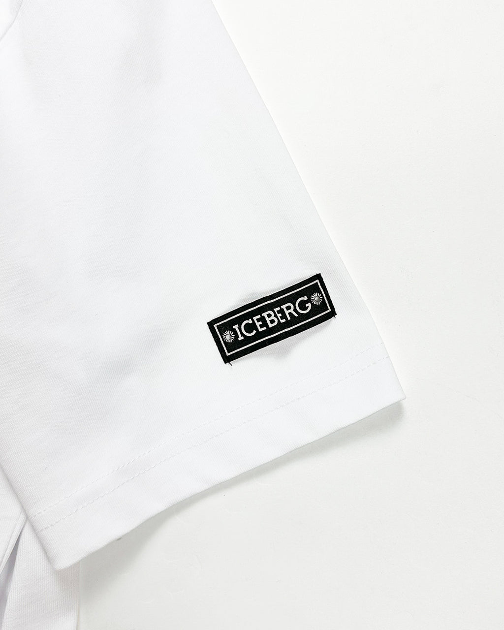 ICEBERG UOMO アイスバーグウォモ【メンズ/雑誌掲載品/バッグス・バニー/ワーナー・ブラザーズ】コラボTシャツ BJ0212-32