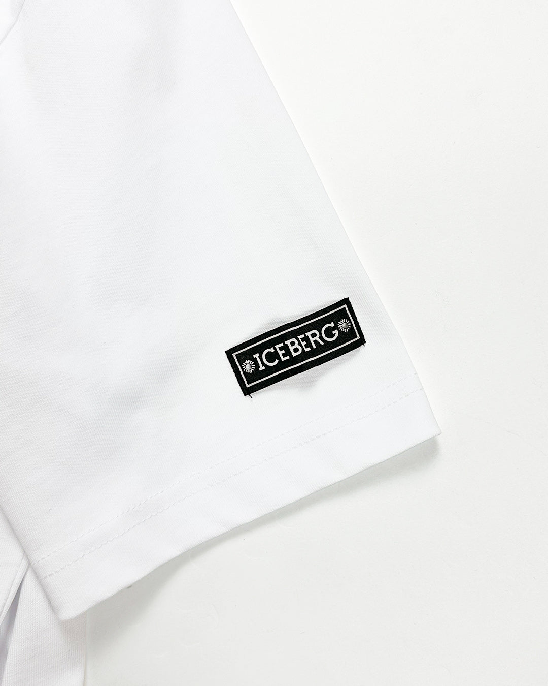 ICEBERG UOMO アイスバーグウォモ【メンズ/雑誌掲載品/バッグス・バニー/ワーナー・ブラザーズ】コラボTシャツ BJ0212-32