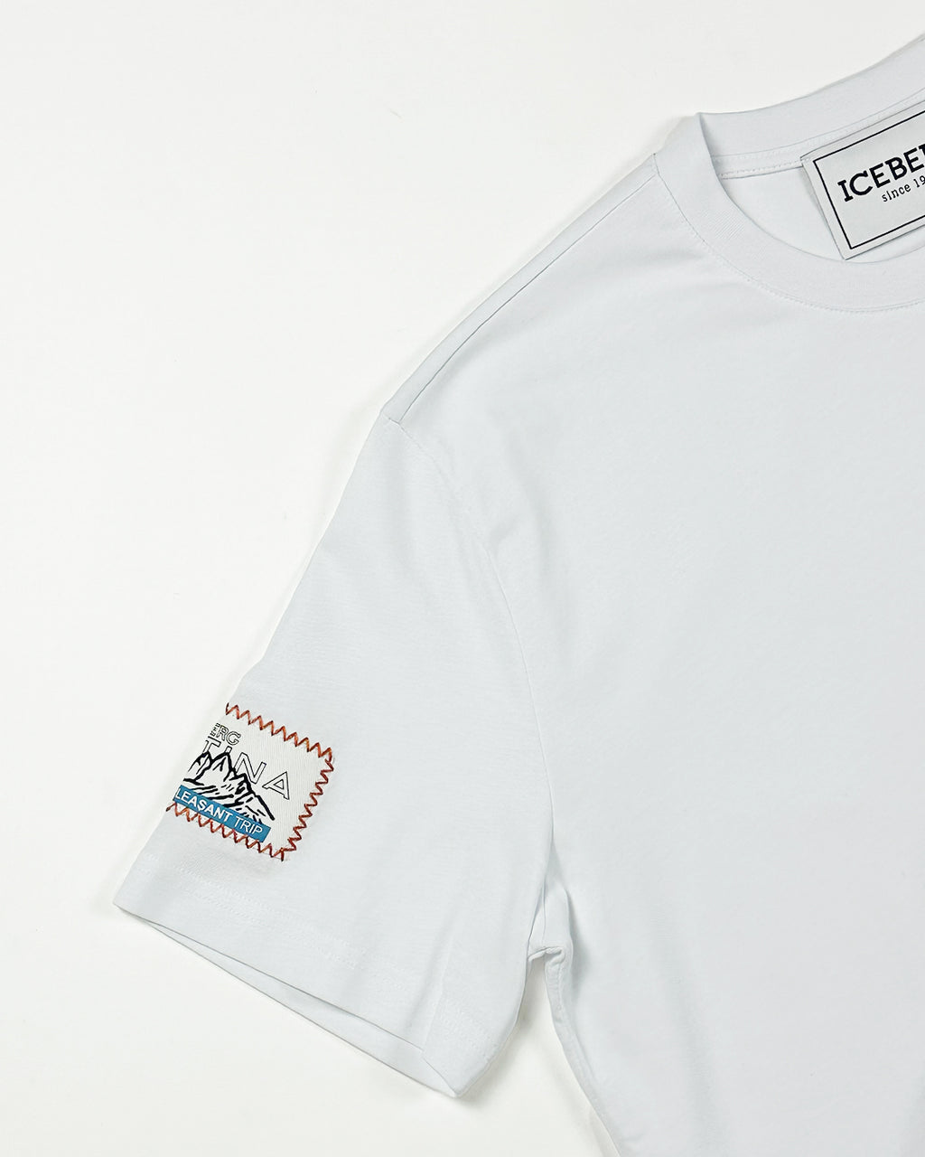 ICEBERG UOMO　アイスバーグウォモ【メンズ/パッチ/刺しゅう】Tシャツ　BJ0839-19