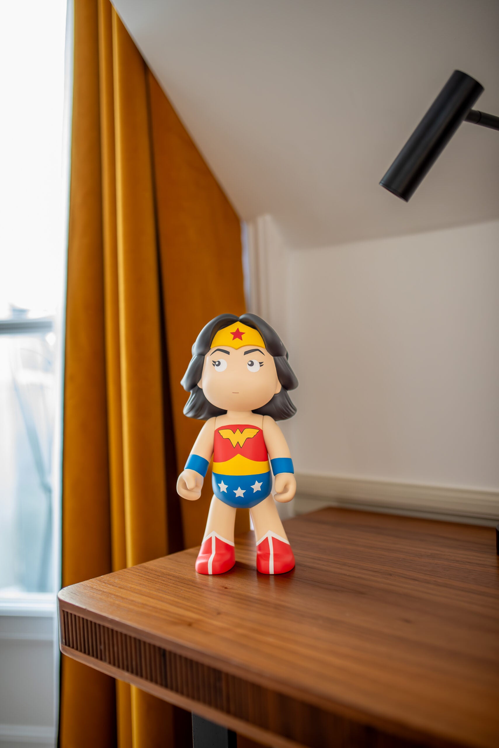 LEBLON DELIENNE ルブロンデリエンヌ【WonderWoman/ワンダーウーマン/ワーナー・ブラザーズ/Super POP/small25cm】 LHWWWM-25