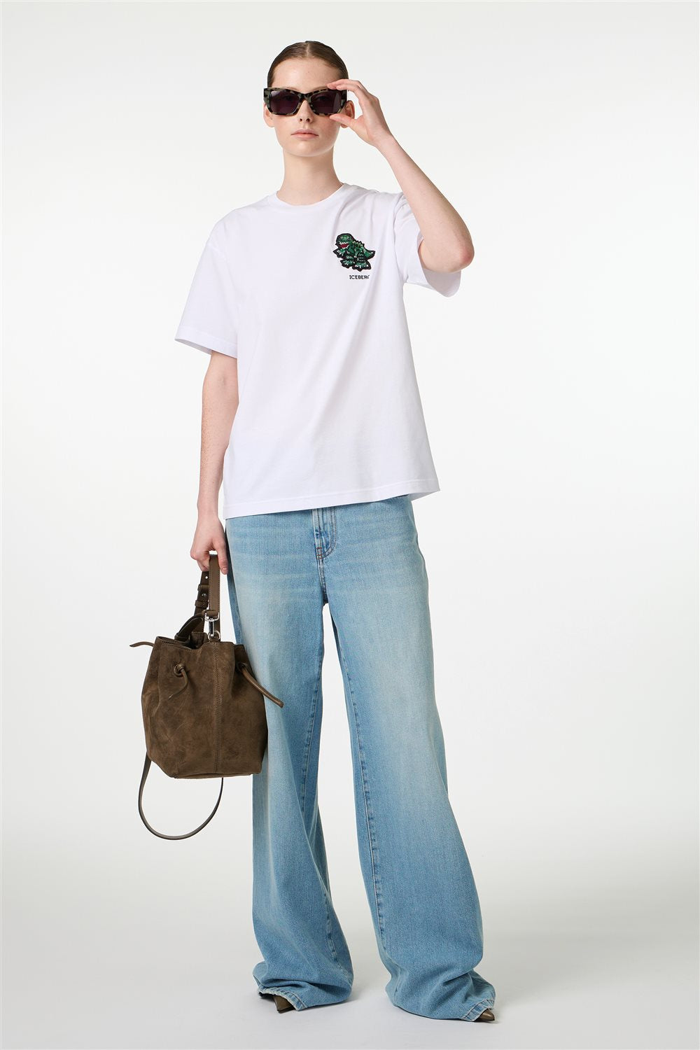 ICEBERG【白カットソー/刺繍ロゴ/恐竜/ダイナソー/コットン】刺繍ダイナソーカットソー　II0811-23