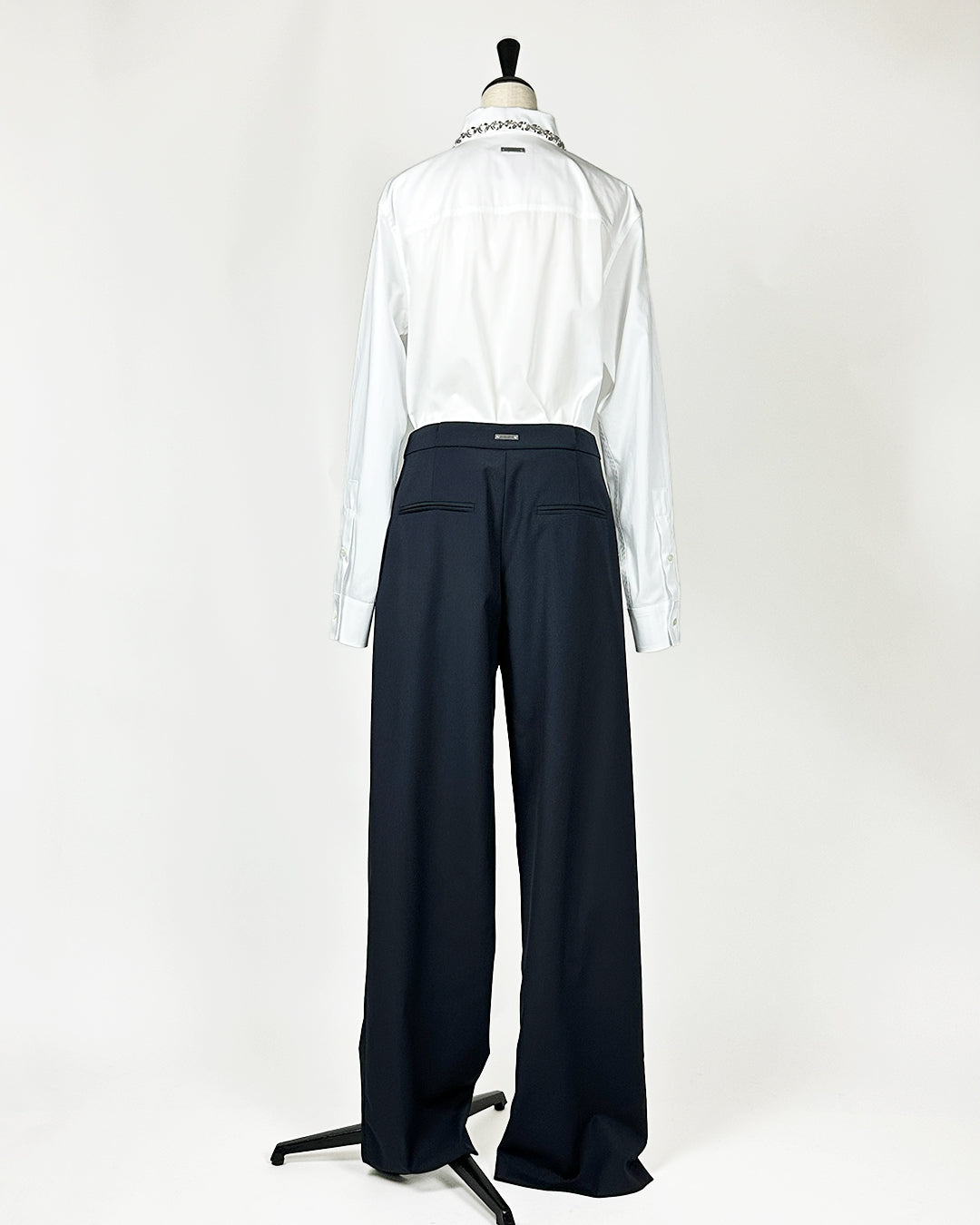 ICEBERG RUNWAY　アイスバーグランウェイ【ウールブレンド/デザイン/ロゴメタル】タックワイドパンツ　IJ5302-10