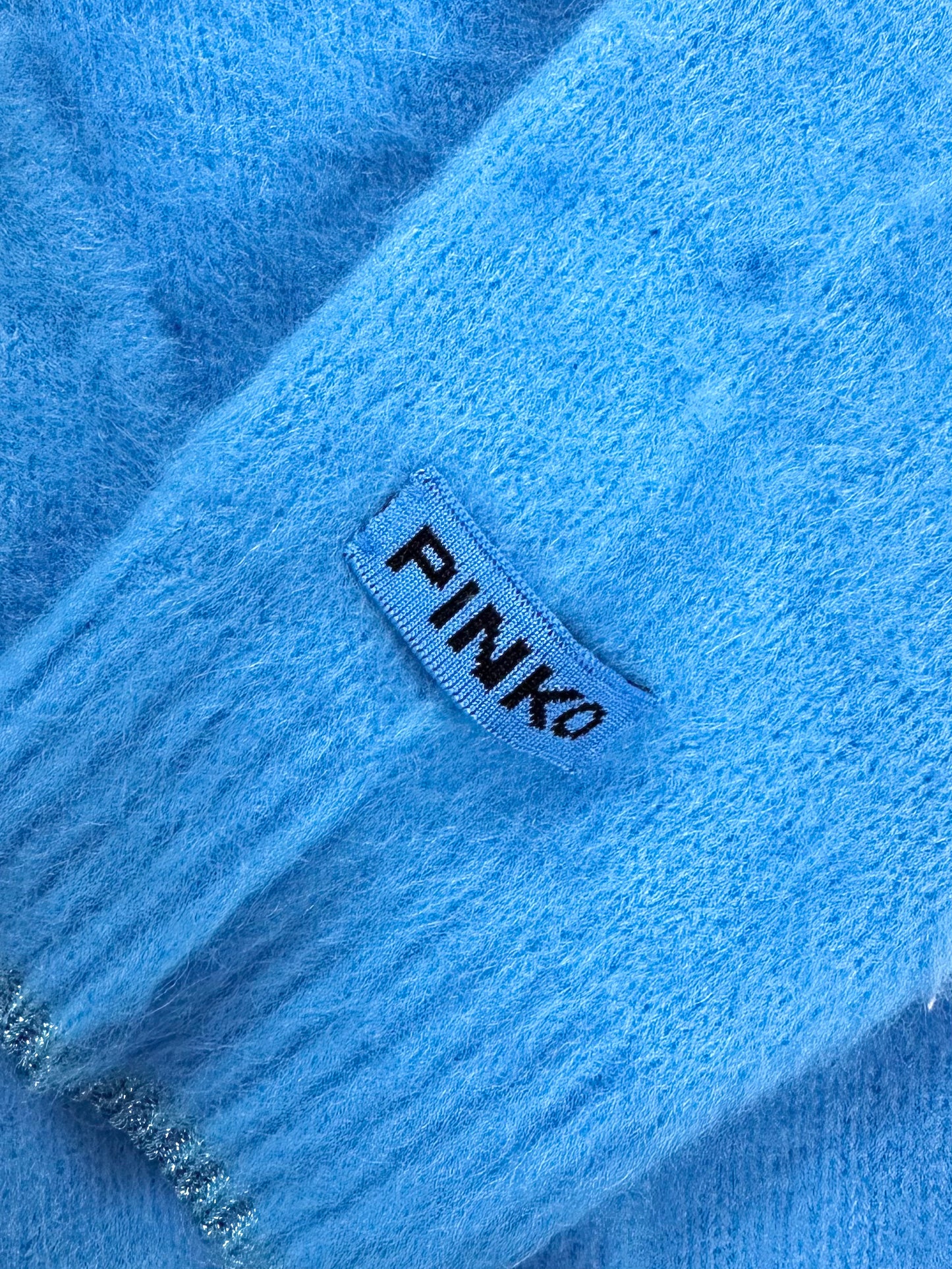 PINKO【SALE】PICK UP!残り1点【60％OFF/ショートカーデ/カラーニット/トレンド/ロゴ】ショートカーディガン　PF9701-09