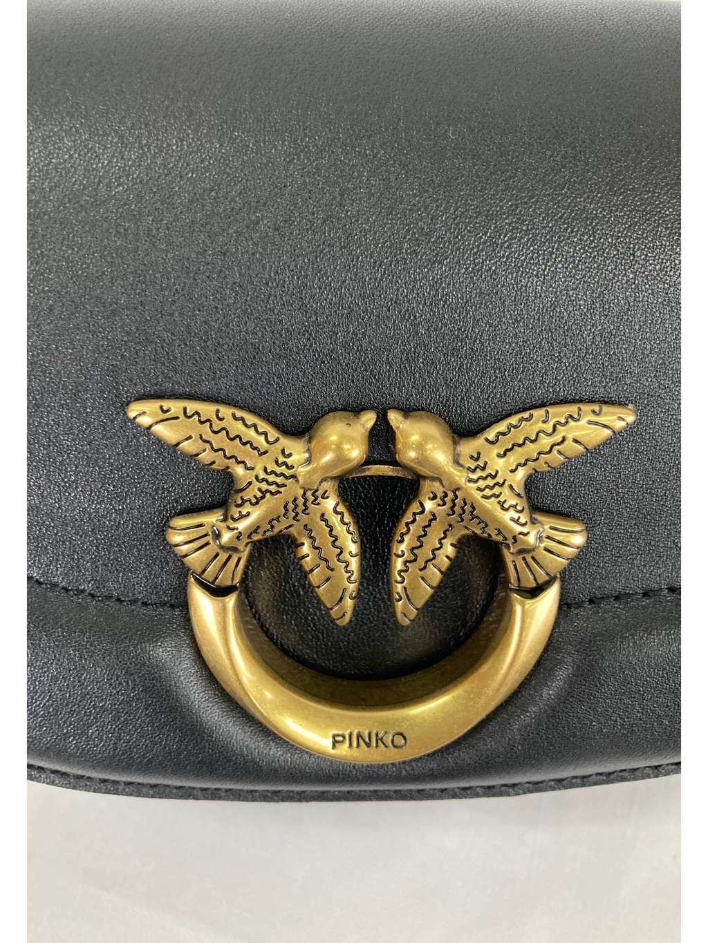 PINKO　ショルダーバッグ　PD9909-07