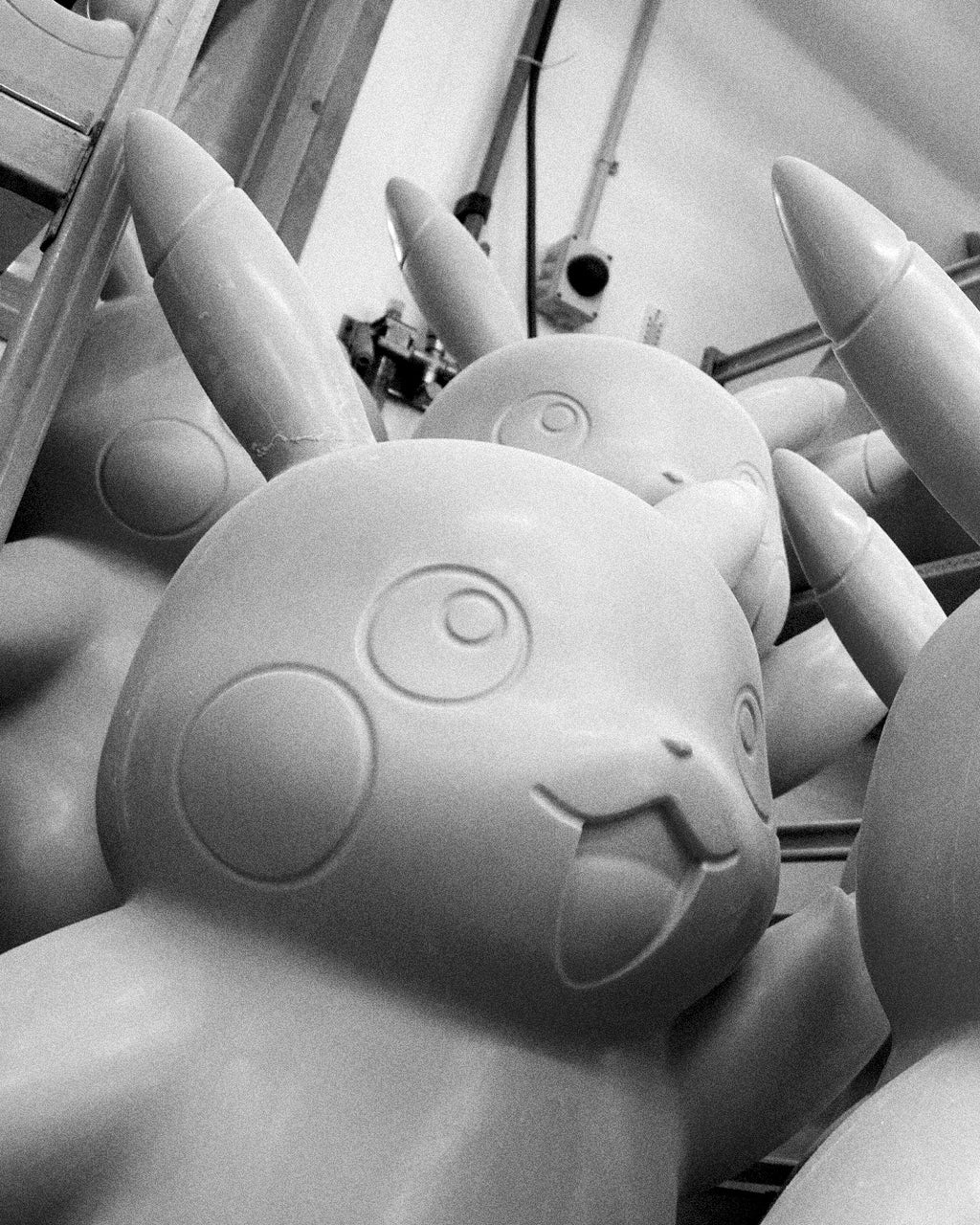 【抽選予約受付中(～6/30まで)】LEBLON DELIENNE【Pikachu/ピカチュウ/Pokemon/ゴールド/Small30センチ】 LHPPKG-30