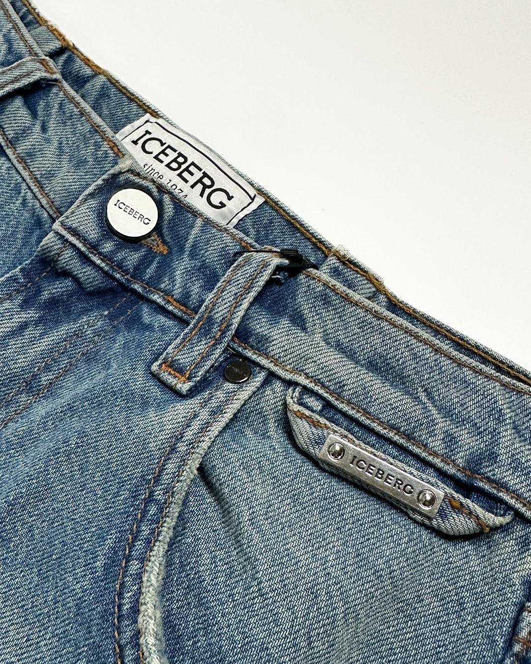 ICEBERG【春デニム/バレル/ワイド/ロゴ】バレルデニム　II0303-03