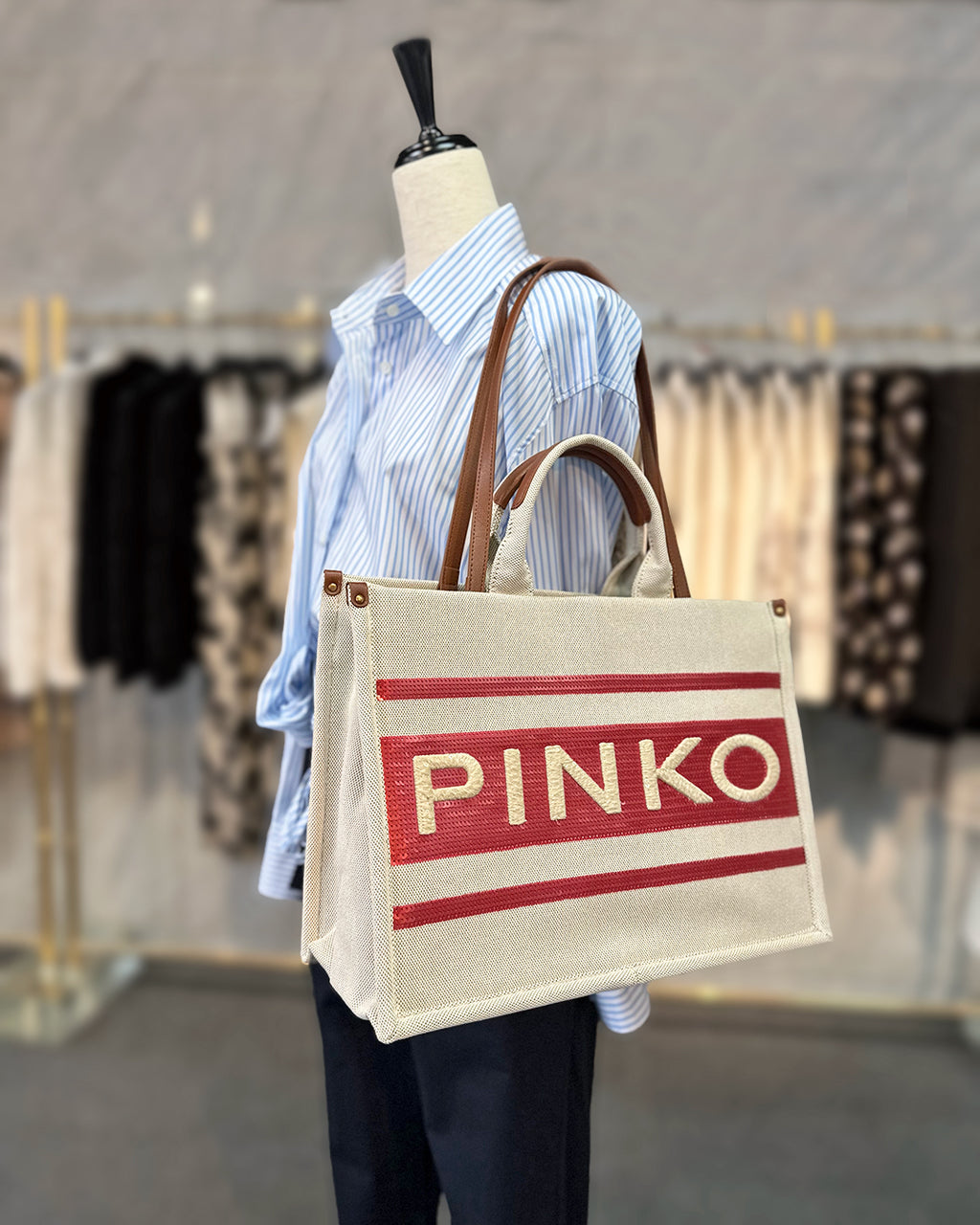 PINKO　トートバッグ　PD9908-06