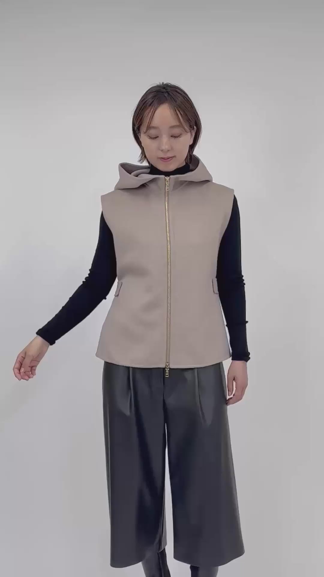 SEVENTY VENEZIA セヴンティヴェネツィア【１点のみ】【Precious掲載品/ダブルフェイス/ウールカシミヤ/ダウンベスト/サイドボタン/ニュアンスカラー】フーディベスト SH0204-05